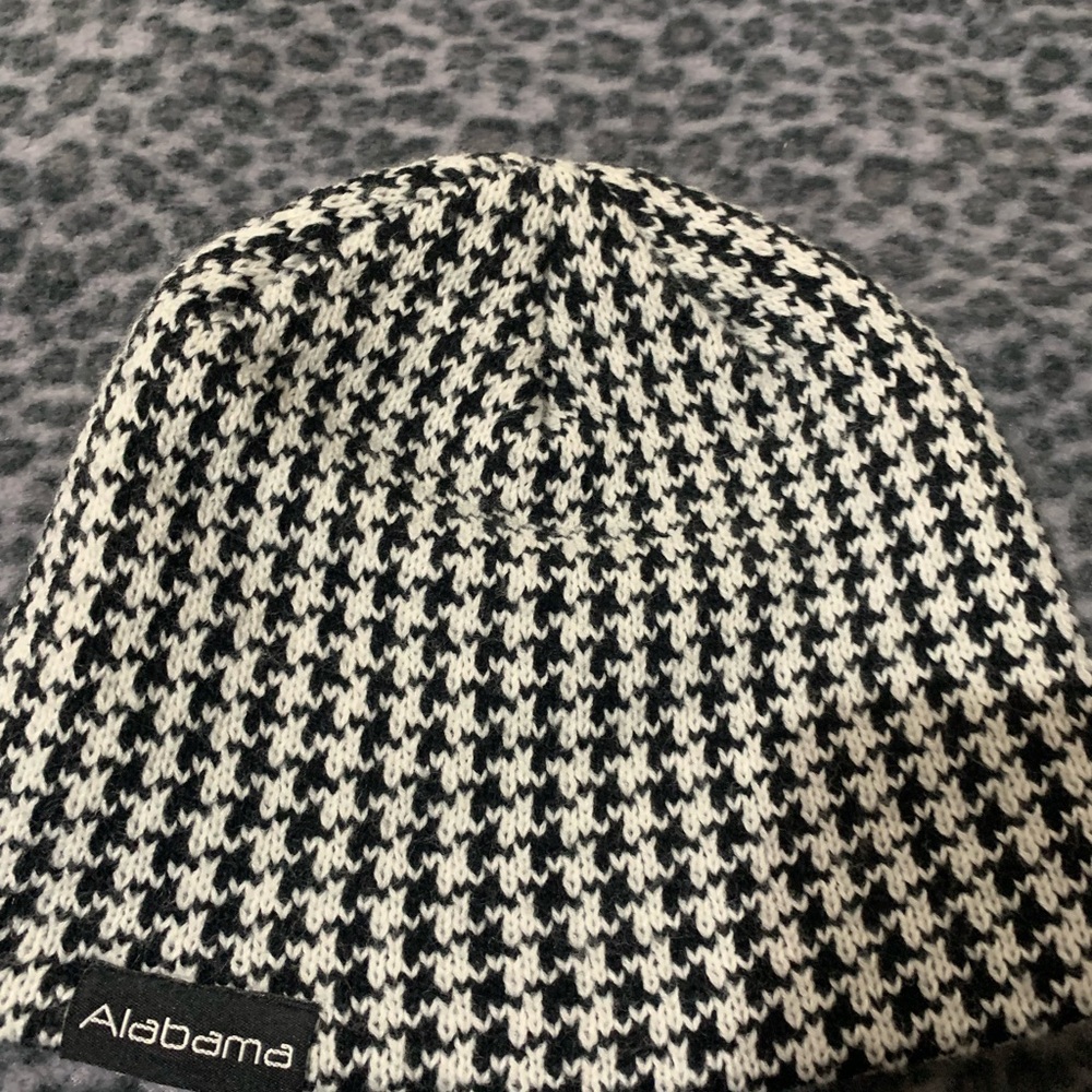 Hat - Picture 1 of 6